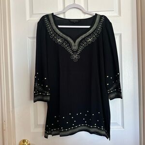 Ming Wang size Large black and lime green